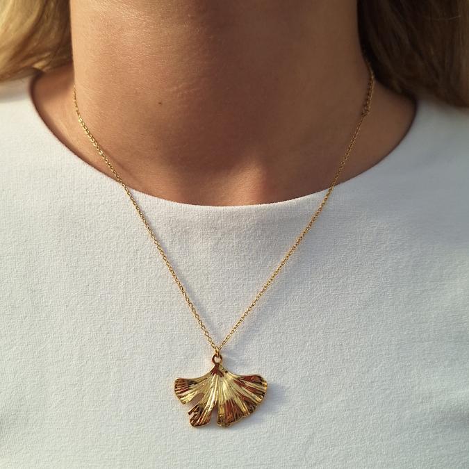 Collana Gingko Biloba in Acciaio Inossidabile Oro/Argento Pendente 3cm Catenella Regolabile 39-43cm Resistente all'Acqua