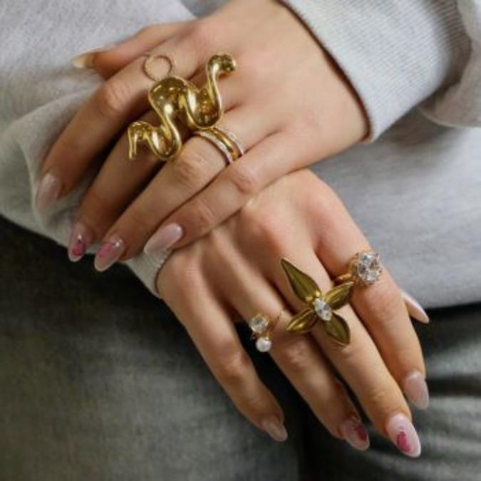 Anello Chunky Forme Assortite in Acciaio Inossidabile Argento e Oro Regolabile Resistente all'Acqua per Ogni Occasione